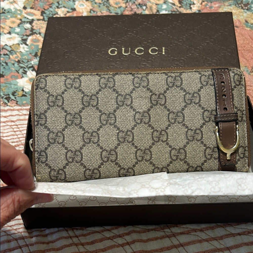 Gucci Tan and Brown GG Pattern Wallet
